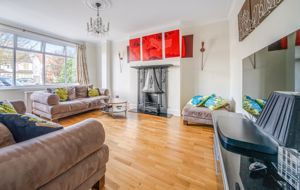 Lounge- click for photo gallery